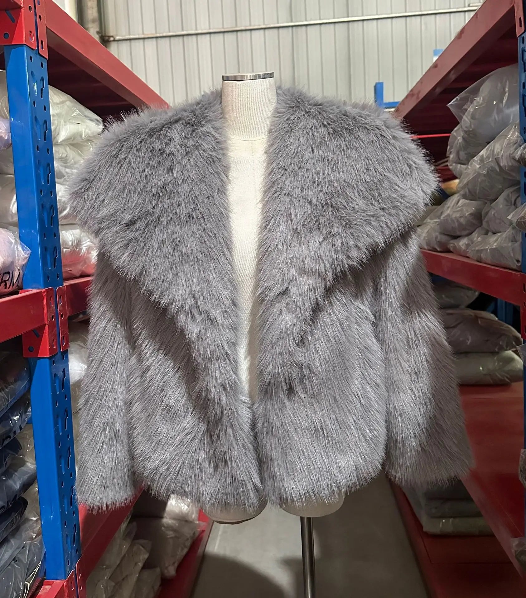 2025 Autumn and Winter New Faux Fur Jacket Women's Loose Long-sleeved Coat Toka Fox Fur