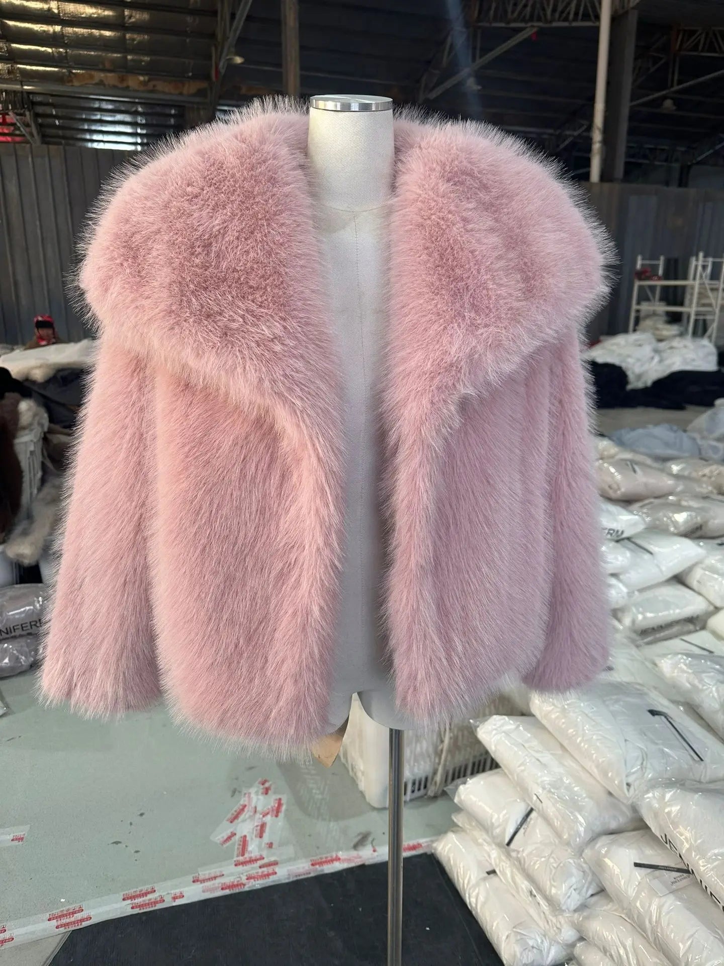 2025 Autumn and Winter New Faux Fur Jacket Women's Loose Long-sleeved Coat Toka Fox Fur